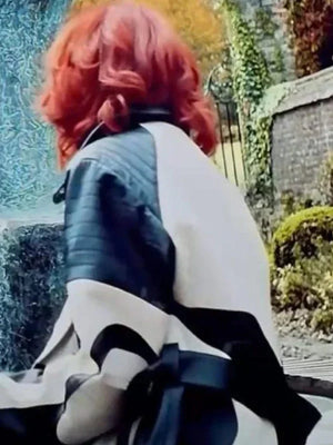 Catherine-OHara-Beetlejuice-Beetlejuice-2024-Delia-Deetz-Two-Toned-Coat