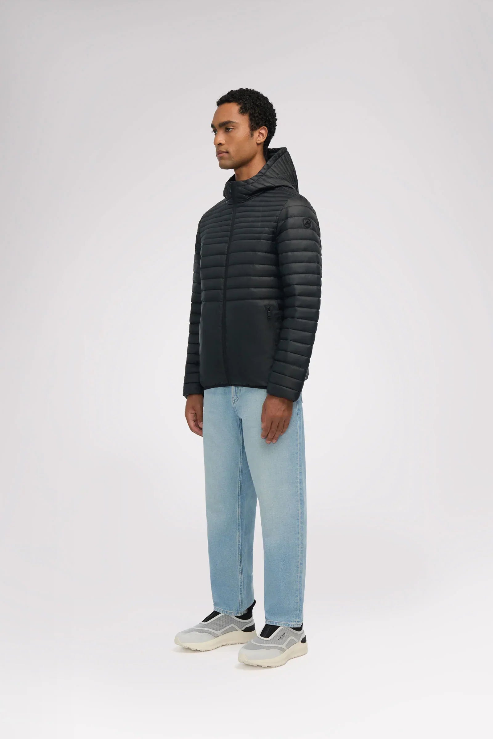 Compact men’s puffer jacket