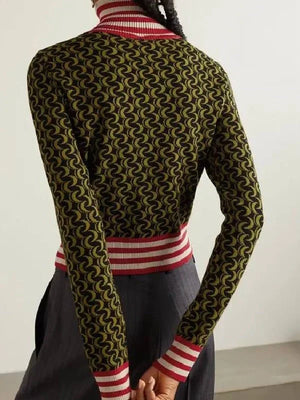 Oh-What-Fun-Chloë-Grace-Moretz-Cardigan-Back-View