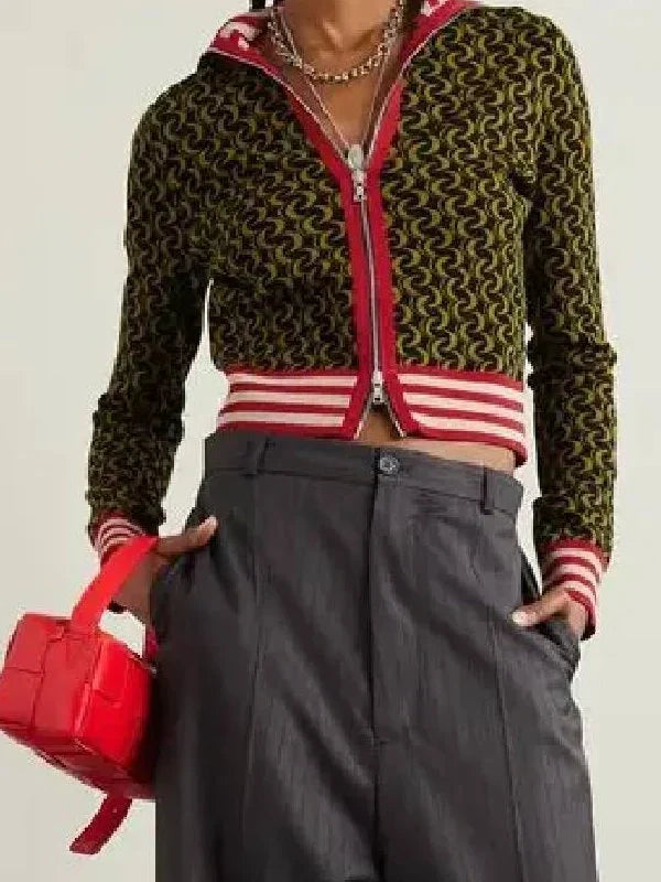 Oh-What-Fun-Chloë-Grace-Moretz-Cardigan
