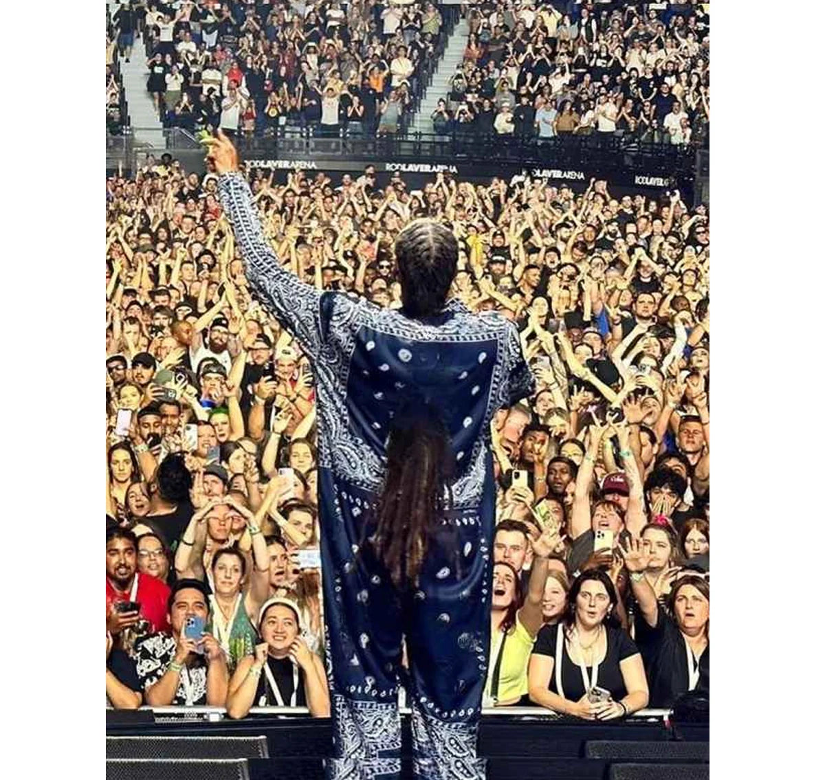 Snoop-Dogg-Death-Row-Bandana-Blue-Jumpsuit