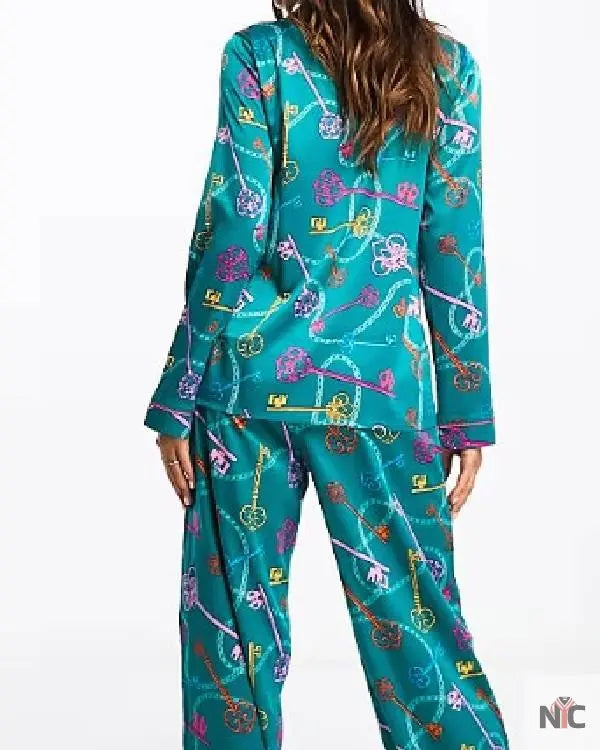 Such Brave Girls S02 Louise Brealey Pajamas The Urban Hawk