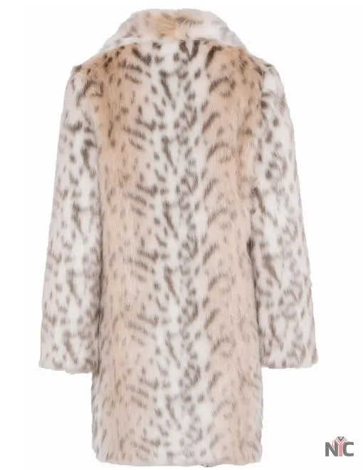 Yellowstone S04 Beth Dutton White Fur Coat The Urban Hawk