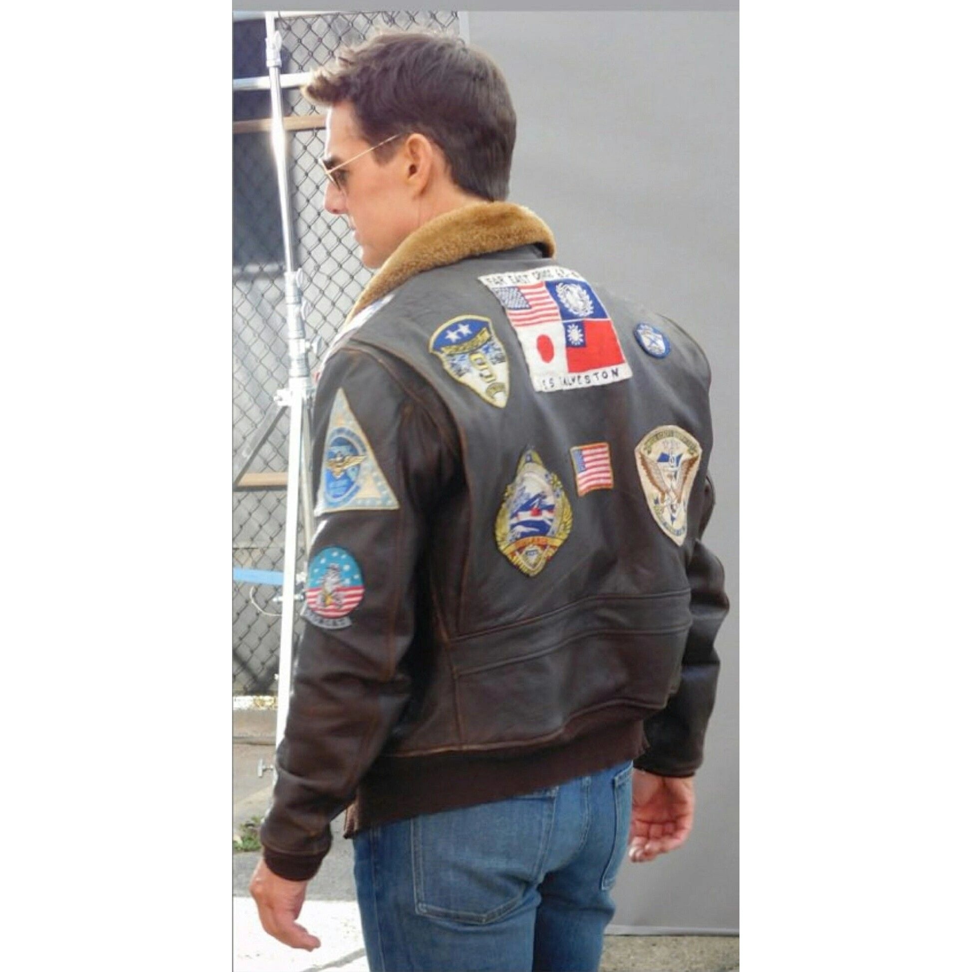 tom-cruise-top-gun-leather-jacket